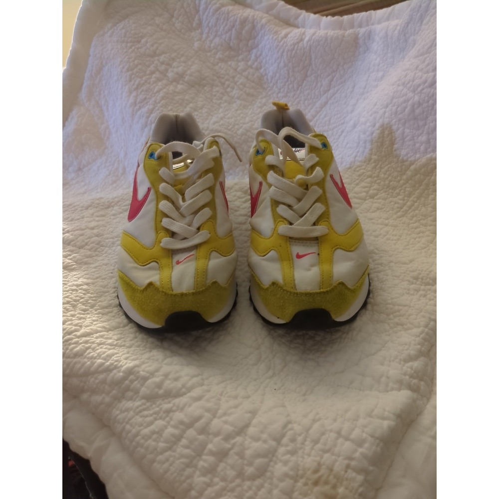 Nike Air Max Dawn Vivid Sulfur‎ Siren Shoes, Sz 8